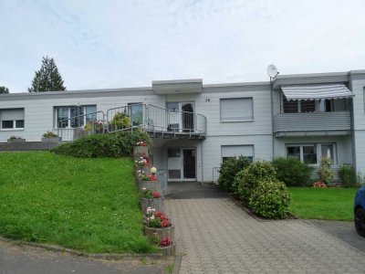 Geschmackvolle, neuwertige 1-Raum-Wohnung mit Balkon und EBK