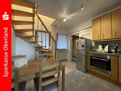 Gemütliche Dachgeschosswohnung in geschichtsträchtiger Wohnlage.