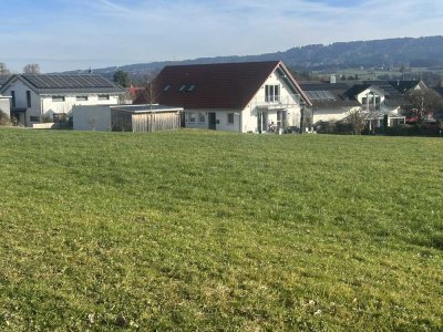 IDEAL Wohnen und Arbeiten / 6 Zimmer + 2 Bäder, Gäste-WC und Garten in ruhiger Lage