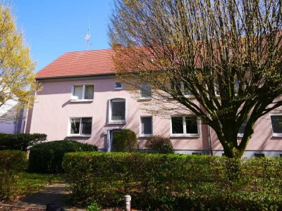 Singles & Studenten aufgepasst: gepflegte 2,5 Zimmer-Wohnung mit Gartennutzung in Buer zu vermieten