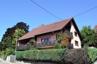 Ideal für 2-Familien - Großzügiges Wohnen mit viel Platz und Möglichkeiten in zentraler Lage