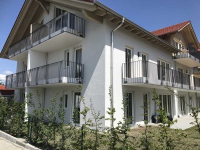 Neuwertige 2-Raum-Wohnung mit gehobener Innenausstattung mit 2 Balkonen,  Bad Heilbrunn