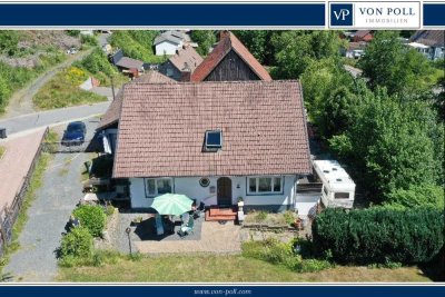Zweifamilienhaus mit Ferienwohnung (250 m² Wohnfläche) und zusätzlichen Platz für Ihr Beruf/Hobby