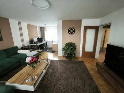 Zentrumsnahe, gut geschnittene 3,5-Zimmer-Wohnung mit neuer EBK in Neumarkt in der Oberpfalz