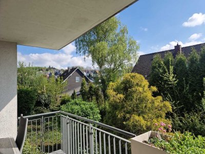 Sehr schöne 3-Zi-Wohnung mit Balkon und Stellplatz in guter, zentraler Lage von Siegen-Weidenau