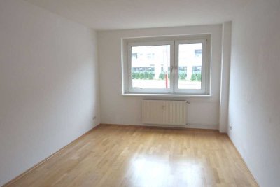 Zentral gelegene 3-Zimmer Wohnung mit großzügiger Küche!