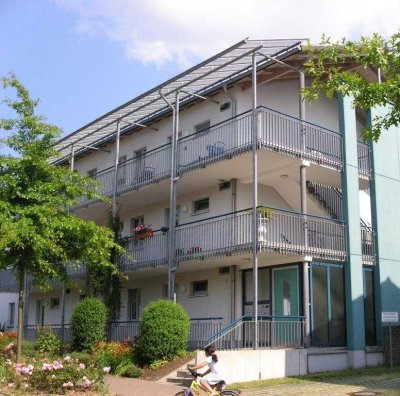 3 Zimmer Wohnung mit Balkon! Wohnberechtigungsschein für 3 Personen erforderlich!