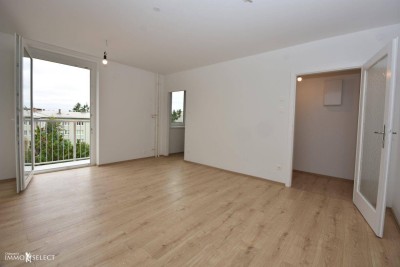„Licht. Innenhofblick. Bahnhofsnähe. – 2-Zimmer-(Miet) Wohnung mit Südbalkon in 3100 St. Pölten“