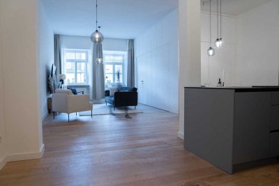 Vollständig renovierte 2-Zimmer-Wohnung mit EBK in Augsburg