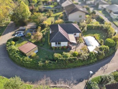 Renovierungsbedürftiger Bungalow auf Keller in Grenzach-Wyhlen