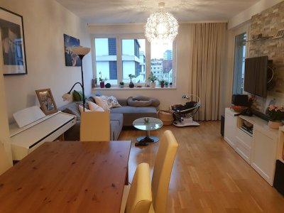 Modernes Zuhause mit Loggia &amp; Tiefgarage – Ideal für Familien oder als WG!