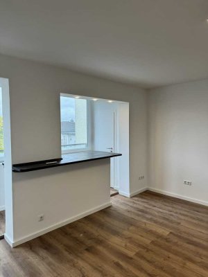 Elegante und modernisierte 2-Zimmer Wohnung im 5. OG im Kölner Zentrum