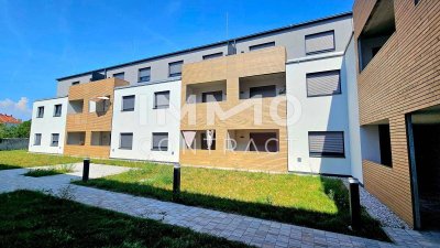 Anlegerwohnung inkl. Garage: Große 1-Zimmer-Wohnung mit Loggia in attraktiver Lage