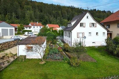 Hübschen Haus mit Garten ... einfach Herrichten und dann Wohlfühlen