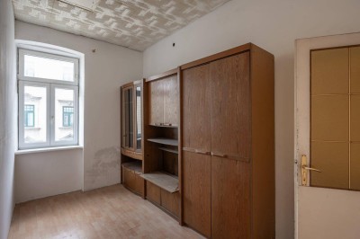 ++Gablenzgasse++ Sanierungsbedürftige 1,5-Zimmer Altbau-Wohnung, viel Potenzial!