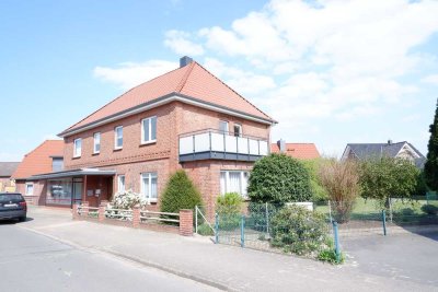 Großzügige 4-Zimmer-Wohnung im Dachgeschoss