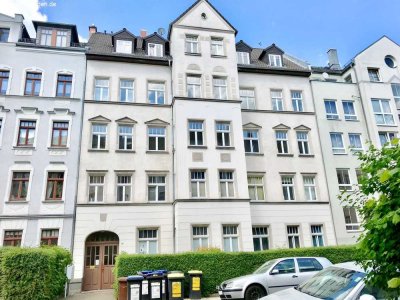 Ansprechende 2-Raum-Wohnung mit Balkon in liebevoll kernsaniertem Gründerzeithaus auf dem Kassberg i