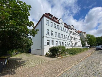 * 2 RWE * Bad mit Dusche *  Tageslichtküche * PKW-Stellplatz * nicht WG-geeignet *