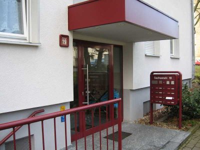 2-Zimmer-Erdgeschoss Wohnung *neue Böden*
