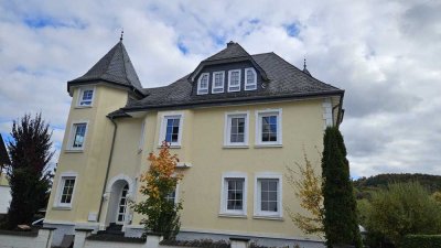 Helle 3 Zimmer Wohnung mit Balkon, zentral in Haiger, mit Blick ins Grüne