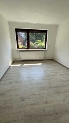 Frisch renovierte 3 Zimmer Erdgeschosswohnung in ruhiger Lage