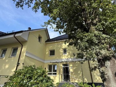 Erstbezug nach Sanierung - 2 Zimmer-Wohnung mit großem Balkon