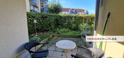 IMMOBERLIN.DE - Feine Wohnung mit Westterrasse und/oder Garage & 11 Pkw-Stellplätze beim Yachthafen