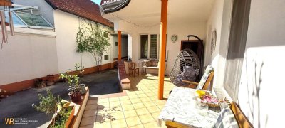 Beste Lage Neusiedl am See: 3 Terrassen, 10 Zimmer, 230m² Wohnfläche, Garten &amp; Seeblick