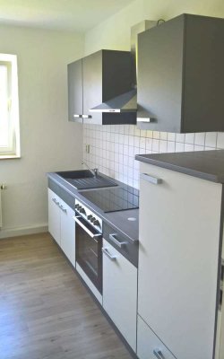 1 Raum-Wohnung in Camburg mit Balkon