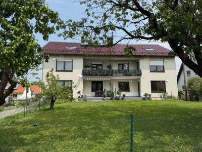 Top gepflegtes Mehrfamilienhaus mit Ausbaupotenzial in Top Lage