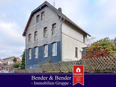 Viel Raum für Ihre Wohnideen – großzügiges, renovierungsbedürftiges Ein-/Dreifamilienhaus mit Potenz