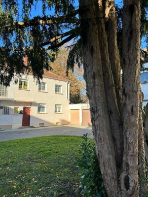 RESERVIERT! Charmante Doppelhaushälfte mit Potenzial in Pirmasens