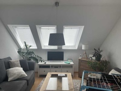 Stilvolle 2-Raum-Dachgeschosswohnung mit Einbauküche in Ahrensfelde
