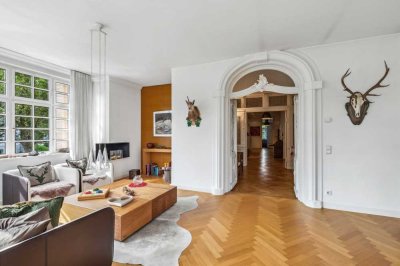 Altbau - Villenetage auf ca. 235 m² mit wunderschönem Garten