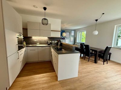 Moderne 3-Zimmer-Neubauwohnung mit Küche und großem Balkon im Zentrum von Abensberg