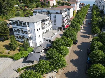 Unikat: FeWo Bäderstil mit Wintergarten Wilhelmstrasse saniert und möbliert
