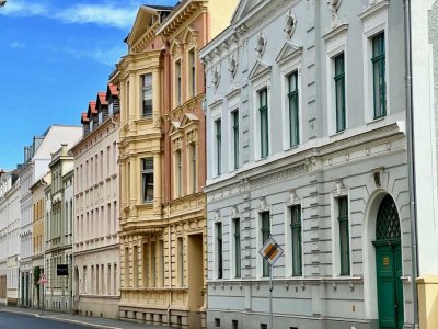 Vorne City – hinten Stadtpark Charmante 4-Zimmer-Wohnung in Gründerzeitprachtbau
