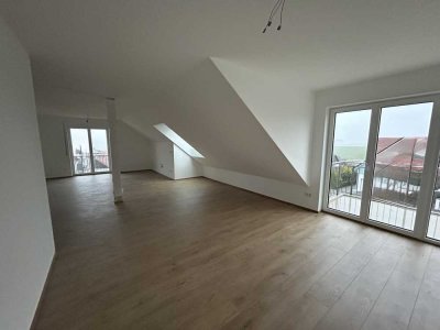 NEUBAU Erstbezug: Geschmackvolle 5 Zimmerwohnung mit grossen Balkon in Wolfersdorf