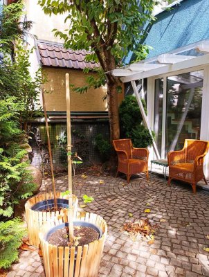 Erstbezug nach Sanierung: exklusive 2,5-Zimmer-Wohnung mit Einbauküche und Balkon in Stuttgart