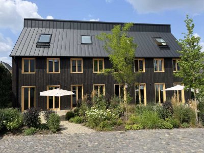 Neubau/Erstbezug:  8-Zi-Townhouse im Kreuzberghof! Stadtoase im Herzen von Kaiserswerth! Nähe ISD!