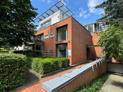 Lichtdurchflutete 2-Zimmer Wohnung am Brabandkanal im schönen Alsterdorf