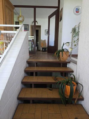 *211*1-2 Familienhaus*Eckgrundstück*210m² Wfl.*520m² Grdst.*St. Ingbert*