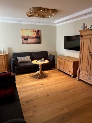 Attraktive 2-Zimmer-Wohnung mit Balkon im Chiemgau