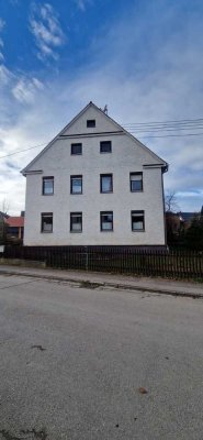 Schönes, geräumiges Haus mit 5 Zimmern im Landkreis Augsburg (befristet bis zum 31.03.2027)