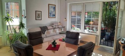 Attraktive 2-Zimmer-Erdgeschosswohnung mit Garage in Leer (Kernstadt)