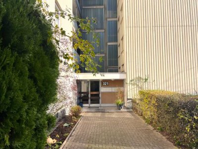 Helle 2-Zimmer-Wohnung mit Balkon