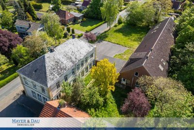 Sanierungsbedürftige Schule mit genehmigten Bauvorhaben für Umbau oder Abriss. Obj. 8534