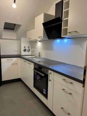 Ruhige und helle 2-Zimmer-Wohnung im Zentrum von Glonn
