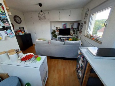 2 Zimmer Wohnung  42 m² - 450 € Kaltmiete