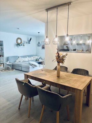 Moderne, geräumige 1,5 Zimmer Wohnung ohne Balkon mit EBK